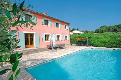 Maison à vendre à Chateauneuf-Grasse  - 7 pièces 195 m² 