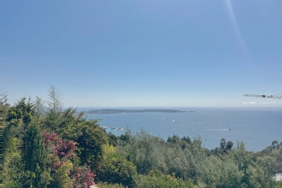 Maison &agrave; vendre &agrave; VALLAURIS Spéracèdes - 5 pi&egrave;ces - 150 m&sup2; 