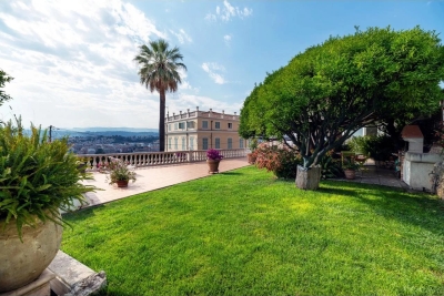 Maison à vendre à NICE  - 2 pièces - 90 m² 