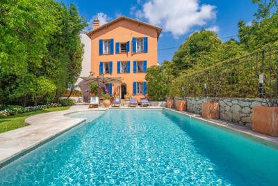 House for sale in CANNES La Californie - 5 rooms - 187 m&sup2; 