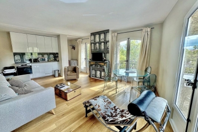 Appartement à vendre à AIX-EN-PROVENCE Pont de l'Arc-La Parade - 3 pièces - 68 m² 