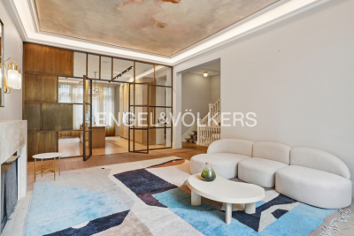 Maison à vendre à PARIS 17EME Seine et Berges 2 - 15 pièces - 475 m² 