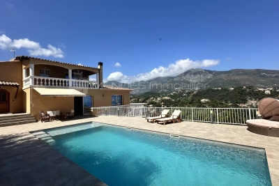 Maison &agrave; vendre &agrave; MENTON  - 10 pi&egrave;ces - 320 m&sup2; 