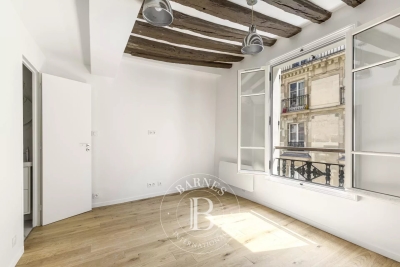 Apartment for sale in PARIS 3EME Les Archives - 1 rooms - 18 m² 
