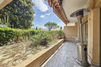 Appartement à vendre à LE CANNET   - 225 m² 