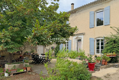 Maison &agrave; vendre &agrave; BOULBON  - 8 pi&egrave;ces - 266 m&sup2; 