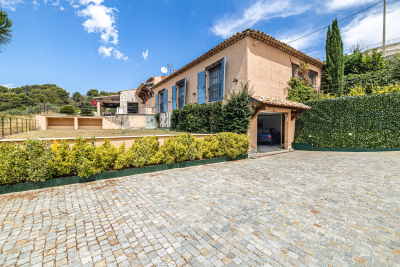 Maison à vendre à COLOMARS  - 6 pièces - 232 m² 