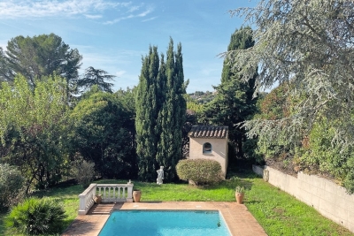 Maison à vendre à MOUGINS  - 4 pièces - 135 m² 
