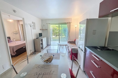 Appartement &agrave; vendre appartement 4 pieces les pins 