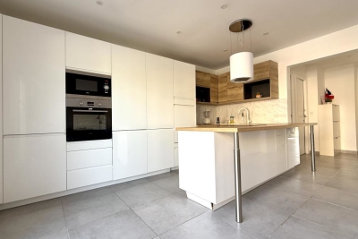 Appartement à vendre à ST-AYGULF  - 3 pièces - 79 m² 