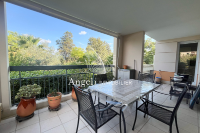 Apartment for sale in ST-AYGULF  - 4 rooms - 93 m² 