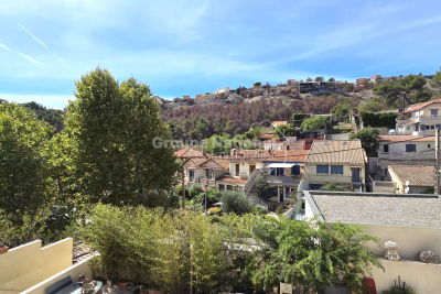 Maison à vendre à MARSEILLE 16EME Petite Couronne - 5 pièces - 127 m² 