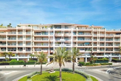 Appartement à vendre à GOLFE JUAN  - 5 pièces - 170 m² 