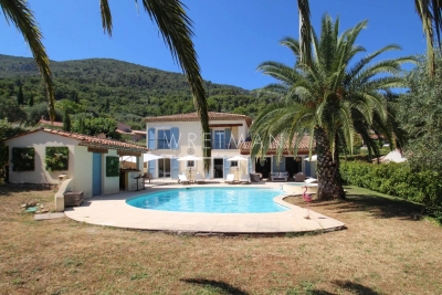Maison à vendre à SEILLANS Rayol-Canadel-sur-Mer - 5 pièces - 185 m² 