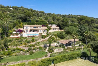 House for sale in ST-PAUL-DE-VENCE  - 14 rooms - 708 m&sup2; 