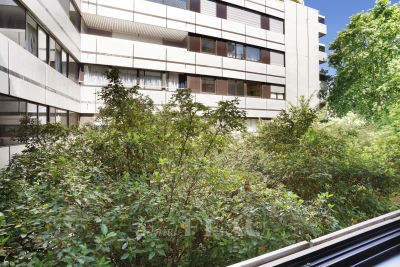 Appartement à vendre à PARIS 8EME Pont de Flandre 7 - 1 pièces - 42 m² 