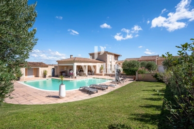 Maison à vendre à FONTVIEILLE Le Carestier-Le Taulet - 5 pièces  