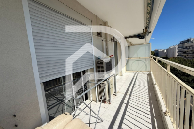 Appartement à vendre à JUAN-LES-PINS  - 3 pièces - 69 m² 