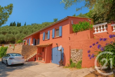 Maison à vendre à PEILLE  - 6 pièces - 112 m² 