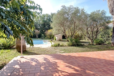Maison à vendre piscine jardin vue mer climatisation 