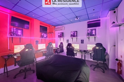 Commerce à vendre à VILLENEUVE-LOUBET   - 493 m² 