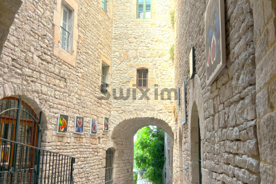 Maison à vendre à VEZENOBRES Les Amoureux - 5 pièces - 90 m² 