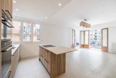 Appartement à vendre à NICE Comte de Falicon - 3 pièces - 70 m² 