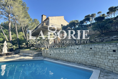 Maison &agrave; vendre &agrave; ST-DIDIER  - 6 pi&egrave;ces - 157 m&sup2; 