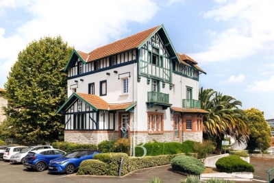 Commerce à vendre à BAYONNE Saint-Jean-Pied-de-Port - 20 pièces - 500 m² 