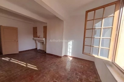 Appartement à vendre à COTIGNAC Centre - 4 pièces - 85 m² 