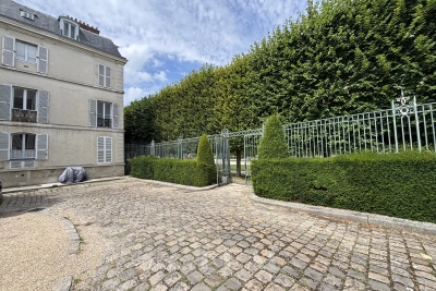 Appartement à vendre à ST GERMAIN EN LAYE  - 5 pièces - 132 m² 