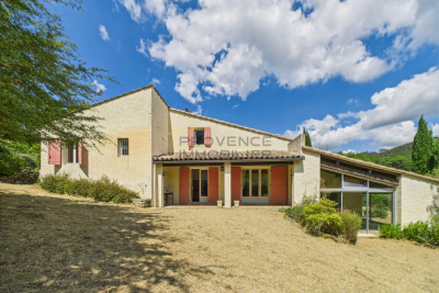 Maison à vendre à LA COUCOURDE  - 5 pièces - 153 m² 