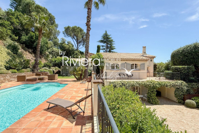 Maison &agrave; vendre &agrave; CAVALAIRE-SUR-MER  - 6 pi&egrave;ces - 171 m&sup2; 