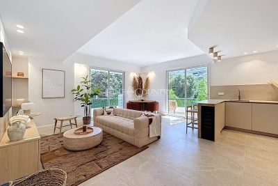 Appartement à vendre à CANNES Baumettes - 3 pièces - 82 m² 