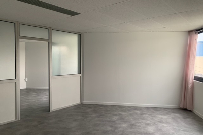 Commerce à louer à LE CANNET   - 60 m² 