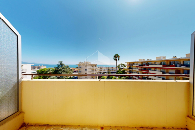 Appartement à vendre à ANTIBES Lagare - 2 pièces - 50 m² 