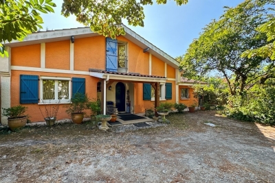 Maison à vendre à PESSAC  - 7 pièces - 198 m² 