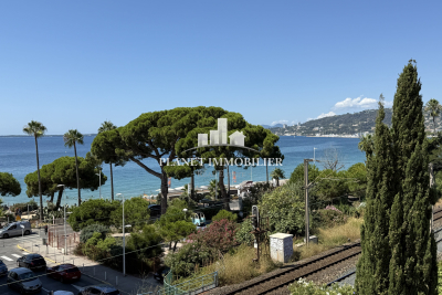 Appartement à vendre à JUAN-LES-PINS  - 2 pièces - 42 m² 