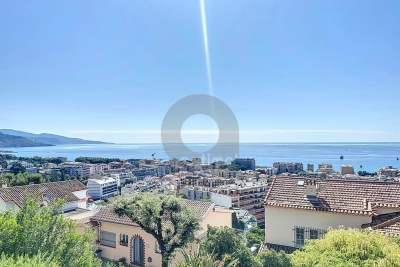 Maison à vendre maison vue mer roquebrun 