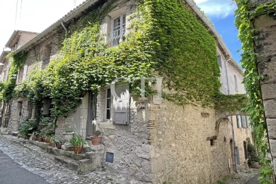 Maison à vendre à VAISON-LA-ROMAINE  - 5 pièces - 185 m² 