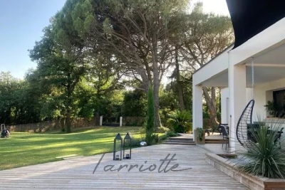 Maison à vendre à ALLAN Mours-Saint-Eusèbe - 7 pièces - 180 m² 