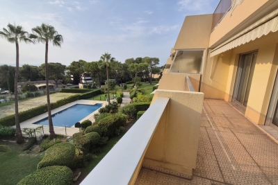 Appartement à louer à VILLENEUVE-LOUBET  - 2 pièces - 47 m² 