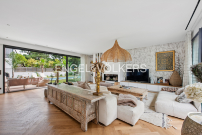 Maison à vendre à ANGLET  - 6 pièces - 215 m² 