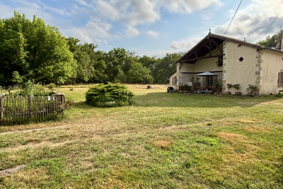 Maison à vendre à CAZALIS  - 6 pièces - 200 m² 