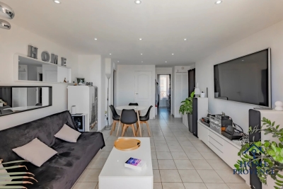 Appartement à vendre à SANARY-SUR-MER  - 3 pièces - 69 m² 