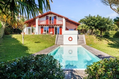 Maison à vendre à BIDART  - 7 pièces - 180 m² 