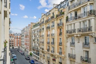 Appartement à vendre avec ascenseur paris 15eme 