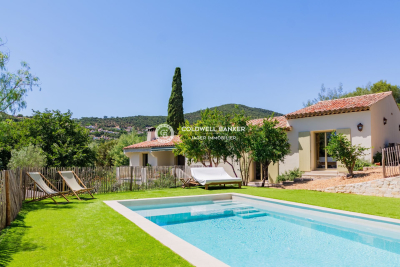 House for sale in STE-MAXIME Le Capet - 5 rooms - 142 m² 