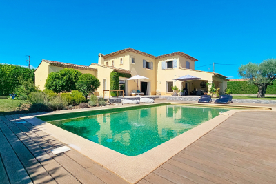 Maison à vendre à ANTIBES Lagare - 5 pièces - 190 m² 