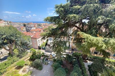 Appartement à vendre à MENTON Le Roc Fleuri-Capitou (Jeanne d'Arc) - 3 pièces - 82 m² 